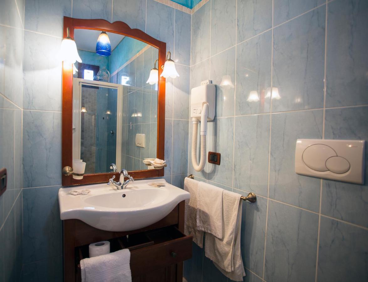 Casale Villa Giulia Marina Di เลซีนา ภายนอก รูปภาพ