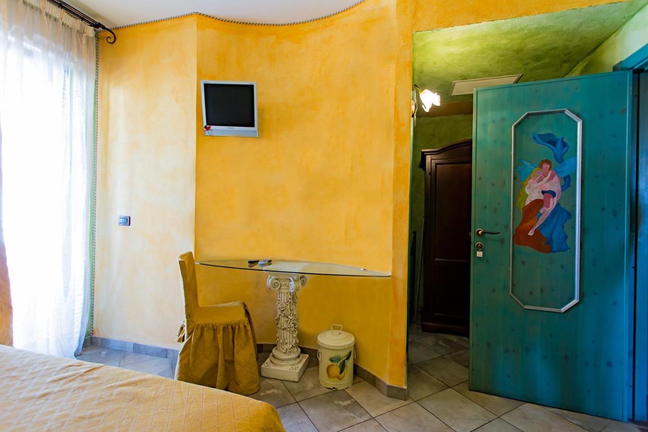 Casale Villa Giulia Marina Di เลซีนา ภายนอก รูปภาพ